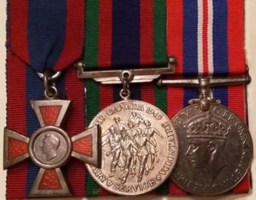 W2 15 Medals EMLowe